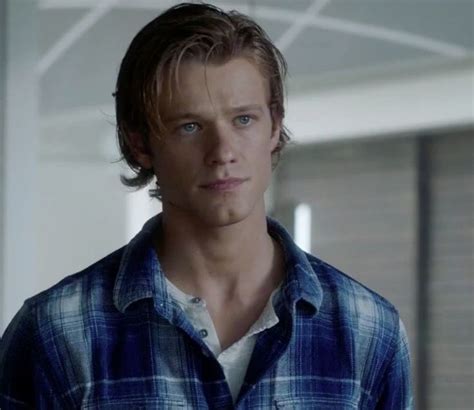 Pin By Jennifer Campbell Black On Macgyver Lucas Till Lucas Till Macgyver Angus Macgyver