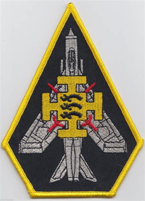 Raf No 111 Squadron Lightning Jet Royal Air Force Embroidered Crest
