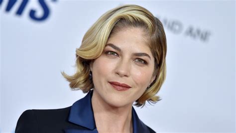 selma blair reflects on life with multiple sclerosis in new documentary trailer verve times
