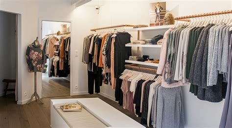Clothing Shop Interior Design Ideas