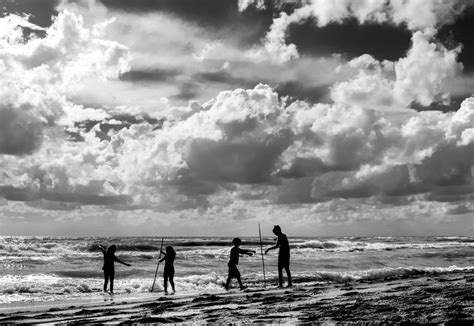 39 Stunning Images Of Beaches In Black And White Italy Tourist