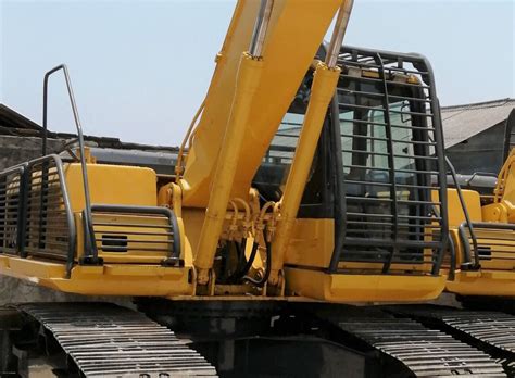 Used Komatsu Pc200 8mo Excavator For Sale In Indonesia