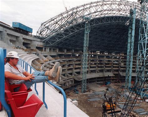 ‘revolutionary Skydome Now Known As The Rogers Centre Turns 30