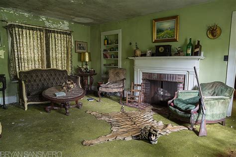 Maybe you would like to learn more about one of these? Photographer Captures Haunting Images Of Abandoned ...