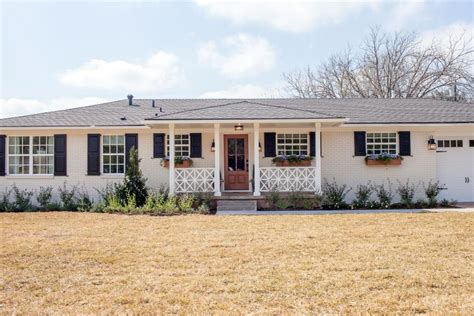 Fixer Upper Plain Gray Ranch Made Bright And Spectacular Hgtvs