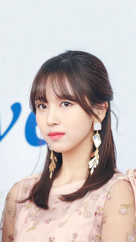 With tenor, maker of gif keyboard, add popular twice mina animated gifs to your conversations. Mina💕 | TWICE* | Myoui mina, Namorados