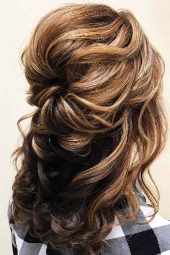 25 Charming Mother Of The Bride Hairstyles To Beautify The Big Day
