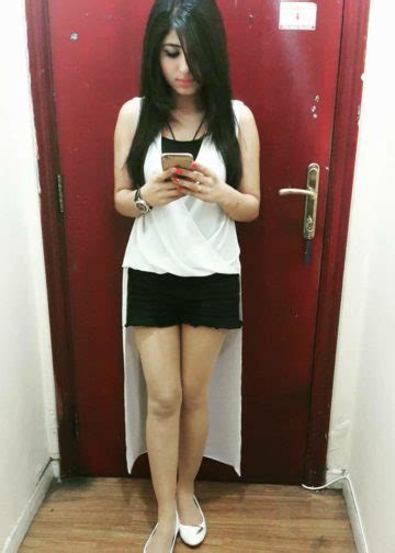 Sunny Karachi Escort Girl Miss Pakistani 923069211119