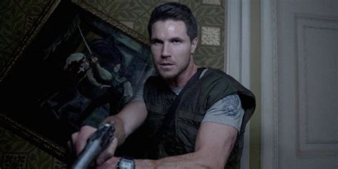Resident Evil Reboot Featurette Highlights Chris Redfield