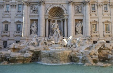 Visiter La Fontaine De Trévi à Rome La Plus Belle Fontaine De Rome