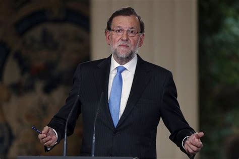 Rajoy Prevé Subir Las Pensiones Un 025 Y El Sueldo De Los