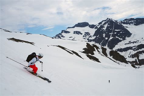 Alpine skiing world championships 2021: Sebastian Foss Solevåg valgte topptur på Sunnmøre foran ...