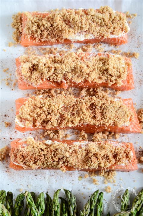 A quick overview of my salmon recipe using mayonnaise, onions and herbs to flavor the fish. SCRUMPTIOUS MAYONNAISE CRUSTED BAKED SALMON AND A LEMON ...