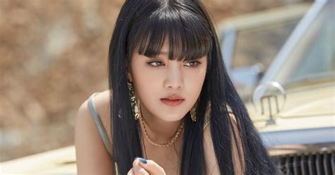 Miyeon, minnie, soojin, soyeon, yuqi, and shuhua. (G)I-DLE's Minnie Casts A Spell On "Queendom" Viewers With ...