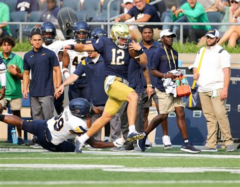 What Does Freshman Qb Tyler Buchners Debut Mean For Notre Dame Football