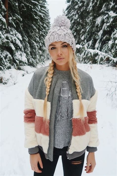 30 Adorable Winter Outfits With Beanies Outfits With Hats Winter Outfits Winter Hat Outfit