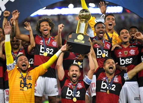 Probably thought it would sell more copies of the game. Flamengo e São Paulo são os times com mais títulos no Brasil