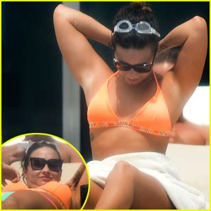 Demi Lovato Puts Her Amazing Bikini Body On Display In Miami Bikini Demi Lovato Just Jared