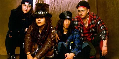 The 4 Non Blondes 1992 Hit Whats Up Has Since Become A Queer