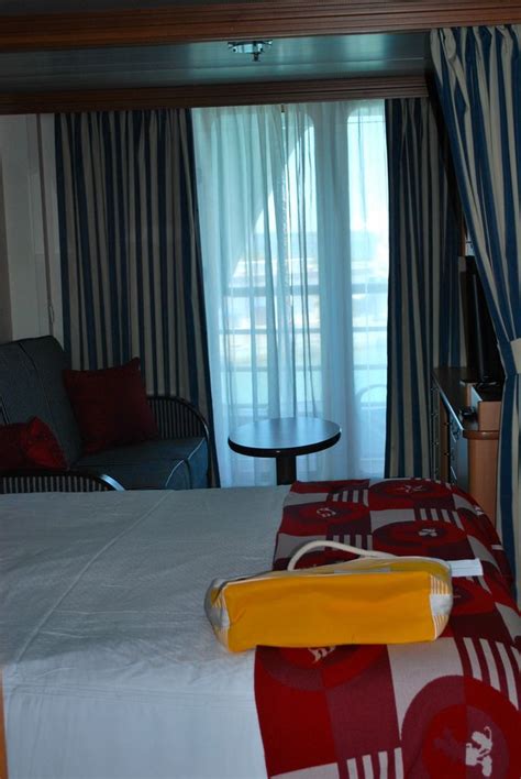 We had a deluxe family verandah. Cabin 6134 - Disney Magic/Wonder | Disney magic, Disney ...