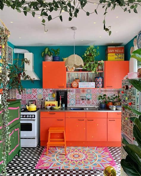 Bold Swoon Worthy Color Ideas For Small Kitchens
