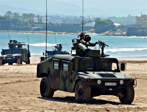 Hummer Tow De La Infantería De Marina Española Papel De Parede Do