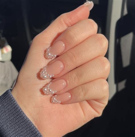 10 Pearl Nail Designs To Elevate Your Next Manicure Pearl Nails