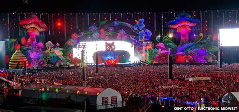 Eye Candy 40 Photos Of Beautiful Edm Festival Stage Designs