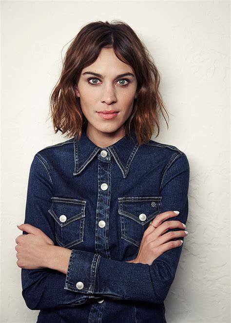 Alexa Chung Crea La Primera Canción De Mytheresa Tunes Series Vogue