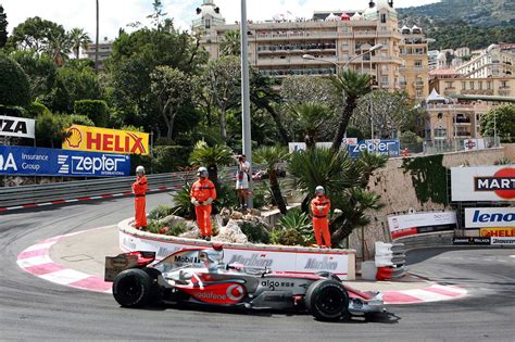The monaco grand prix (french: Mónaco Grand Prix - Montecarlo Hotels - Guía de hoteles ...