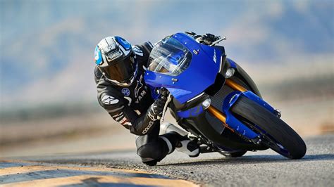 2018 2019 Yamaha Yzf R1 R1m Pictures Photos Wallpapers Top Speed