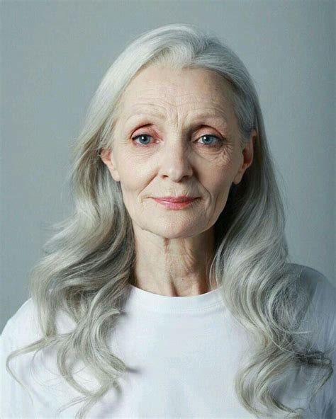 𝟲𝟲𝟲 1 √ Woman Face Portrait Older Models