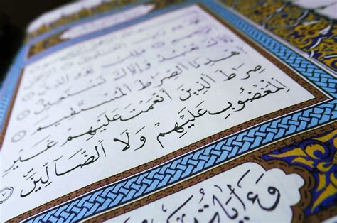 Bacaan Surah Al Falaq Ayat 1 Sampai 5 Dalam Tulisan Arab Dan Latin