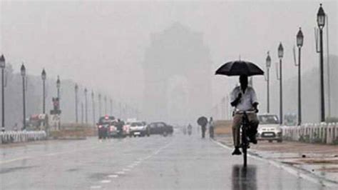 Heavy Rain Lashes In Parts Of Delhi Ncr Intensity Likely To Increase