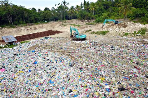 Two Seaside Towns In Mindanao Join War On Plastic Waste Inquirer News