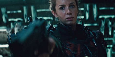 Tom Cruise Fights For Eternity In The New Edge Of Tomorrow Trailer
