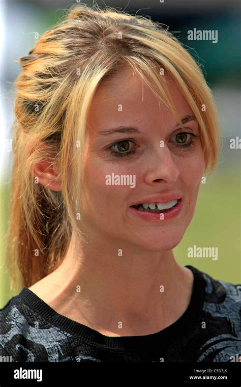 Lisa Kelly De Ice Road Truckers Tv Show Fame Photo Stock Alamy