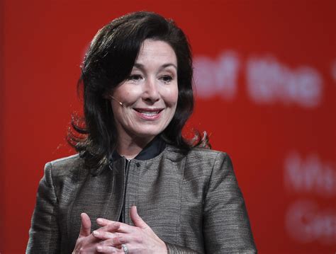 8 Female Ceos Out Earn 93 Male Ceos Time