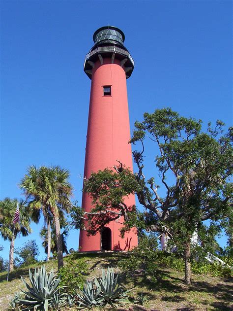 Sweet Escapes Six Florida Lighthouses That You Can Climb