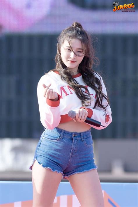 7 Female K Pop Idols Whose Wide Hips Are Revolutionary Koreaboo