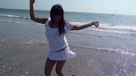 Filipina Girl Dances On The Beach Dancing At The Beach Having Fun At The Beach Youtube