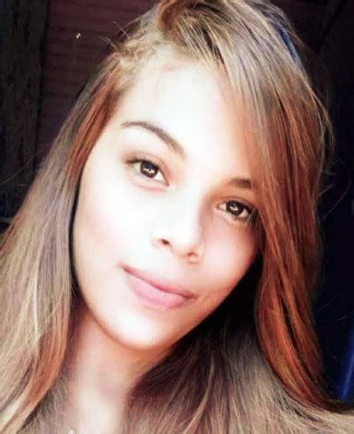 Andreina From Caracas Venezuela Seeking For Man Rose Brides