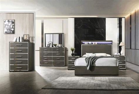 King Tufted Bedroom Set 3pcs Rich Black Pu 20657ek Tirrel Acme