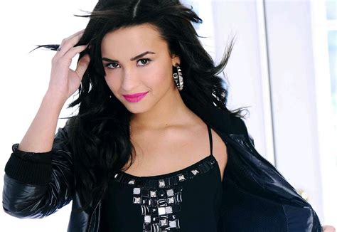 Sexy Girls Wallpaper Cute Demi Lovato Hot Photoshoot