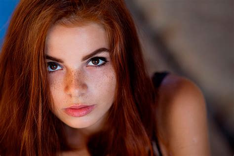 Download Brown Eyes Freckles Redhead Model Woman Face Hd Wallpaper