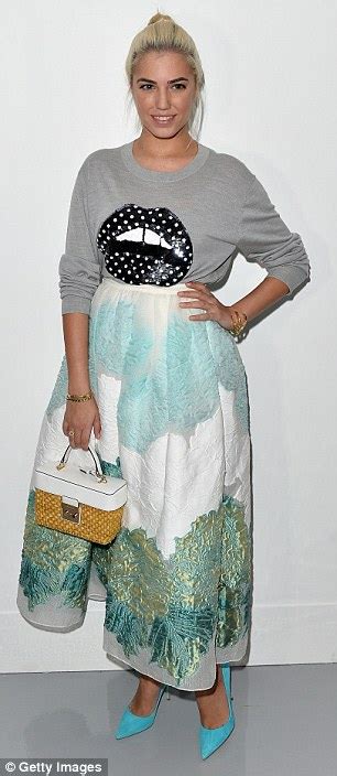 Amber Le Bon Oozes Glamour In Patterned Skirt At Lfw Show Daily Mail