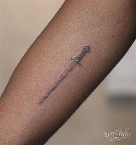 100 Of The Best Small Tattoos Tattoo Insider Cool Small Tattoos