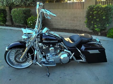 I bought a 2011 road king in august, and i love it. MI VICLA! MARQUEZ STYLE!!! | Bobber motorcycle, Lowrider ...