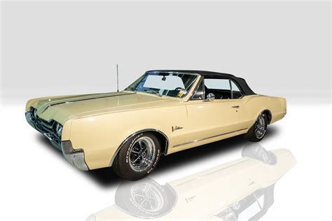1967 Oldsmobile Cutlass Crown Classics Buy And Sell Classic Cars