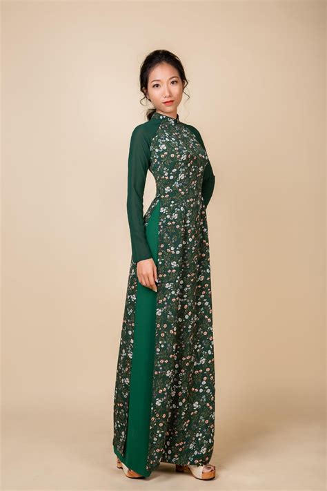 Green Ao Dai Vietnamese Traditional Dress Custom Fit Etsy Ao Dai Vietnamese Traditional